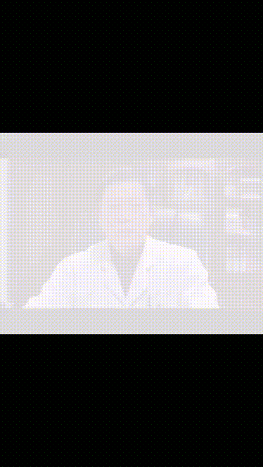 疫情期间，糖友户外运动注意事项。
讲者：华飞
江苏省常州市第一人民医院（苏州大学附属第三医院）院长
内分泌代谢科主任医师、教授
中国卫生信息与健康医疗大数据学会糖尿病专业委员会常委
&nbsp;
原文：
各位糖友大家好，我是中国卫生信息与健康医疗大数据协会糖尿病专业委员会的常委华飞，江苏省常州市第一人民医院内分泌代谢科主任医师、教授，目前担任医院院长。俗话说，生命在于运动，对于糖尿病患者来说，运动也是治疗中不可或缺的一环。规律的运动可以提高胰岛素敏感性，降低血糖和体重，减少心血管疾病发病风险，提升生活质量。
然而受新型冠状病毒肺炎疫情的影响，许多糖友的运动量较往常明显减少，运动也以居家运动为主。有的糖友就问，居家运动太局限，能否进行户外运动？ 
世界卫生组织推荐的《新型冠状病毒防护小贴士》，以及国家应急管理部发布的《新型冠状病毒感染的肺炎防控知识手册》中都没有提及，不能到户外进行活动。因此从原则上来讲，在疫情比较严重的地方，比如湖北的一些城市，建议糖友不要外出运动以减少被感染的几率。而在疫情不严重的地区，糖友是可以进行户外运动的。
当然疫情期间的户外运动与平时不同，需要注意以下几点。一、戴口罩、戴口罩、戴口罩，重要的事情说三遍。普通的医用口罩或者专用的运动防护口罩都是可以的，他们的透气性都不算差。 
二、选择通风良好空旷的地方进行运动。比如说快走、慢跑、练练太极拳、跳跳广场舞等，与其他做运动的朋友尽量保持两米以上的距离，不要相互交谈。
三、避免大强度长时间的运动，戴口罩进行大运动量锻炼，会出现呼吸受阻、憋气、胸闷、眩晕等不适。
除此之外，糖友还要注意，1.运动前后要加强血糖的监测。2、空腹血糖大于16.7mmol/L，反复低血糖或者血糖波动较大的患者，有严重糖尿病并发症或者合并症的患者，应避免运动。 3. 在运动中、运动前、运动后要注意饮水、随身携带、糖果或者饼干，以防止发生低血糖。
最后我坚信在党和政府的坚强领导下，中国一定能尽快战胜疫情，同时也祝愿全国的糖友身心健康，生活幸福，早日恢复正常的户外运动。